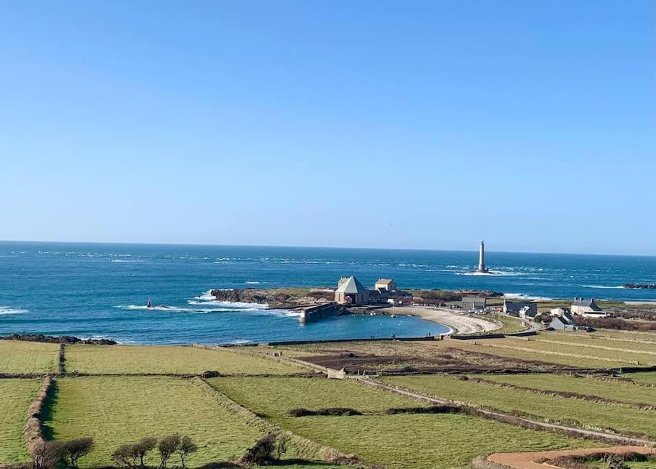 Maison Bord De Mer Dans La Petite Irlande Auderville Bagian luar foto