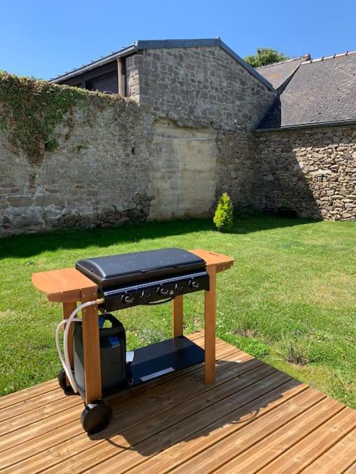 Maison Bord De Mer Dans La Petite Irlande Auderville Bagian luar foto