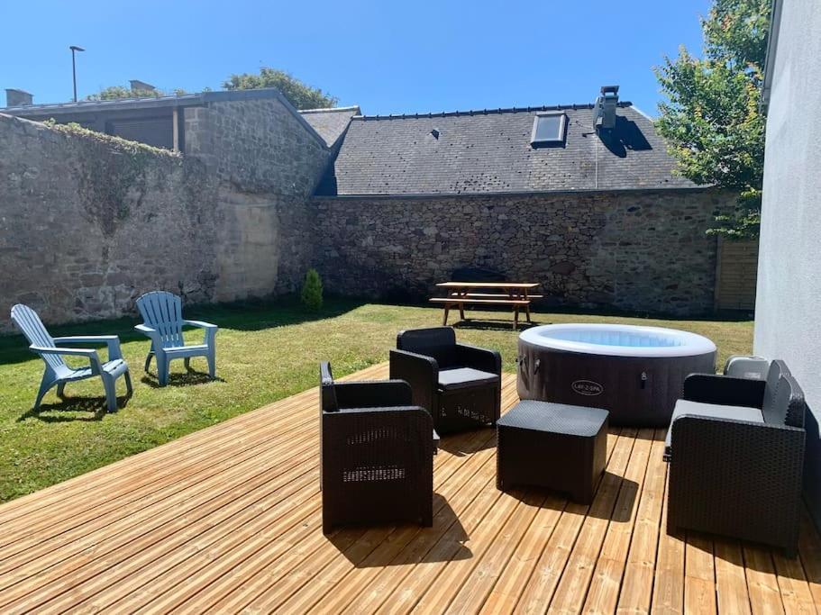 Maison Bord De Mer Dans La Petite Irlande Auderville Bagian luar foto